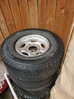 Set of 4 stock wheels from f250