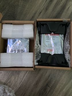 *LIKE NEW* 2x 8TB WD red Plus NAS drives (250 hours of use)