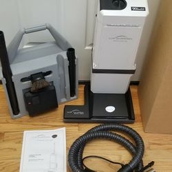 NEW cond ELECTRO  LUX MODEL  VACUUM WITH COMPLETE ATTACHMENTS. , AMAZING POWER SUCTION. , WORKS EXCELLENT  , IN THE BOX  , 
