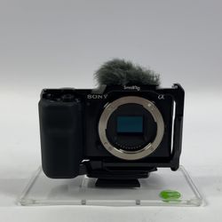 Sony ZV-E10 24.4MP Mirrorless Digital Camera 7920 Shutter Count