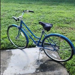 VINTAGE SCHWINN  BIKE Has New Tubes Great CONDITION 
