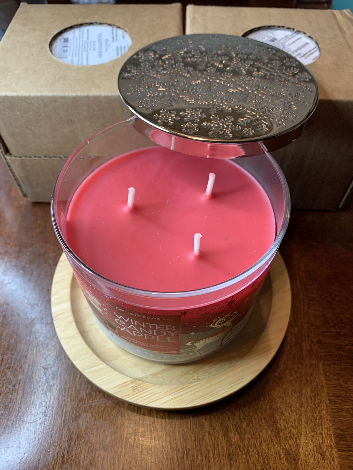 BATH & BODY WORKS WINTER CANDY APPLE 3 Wick Candle