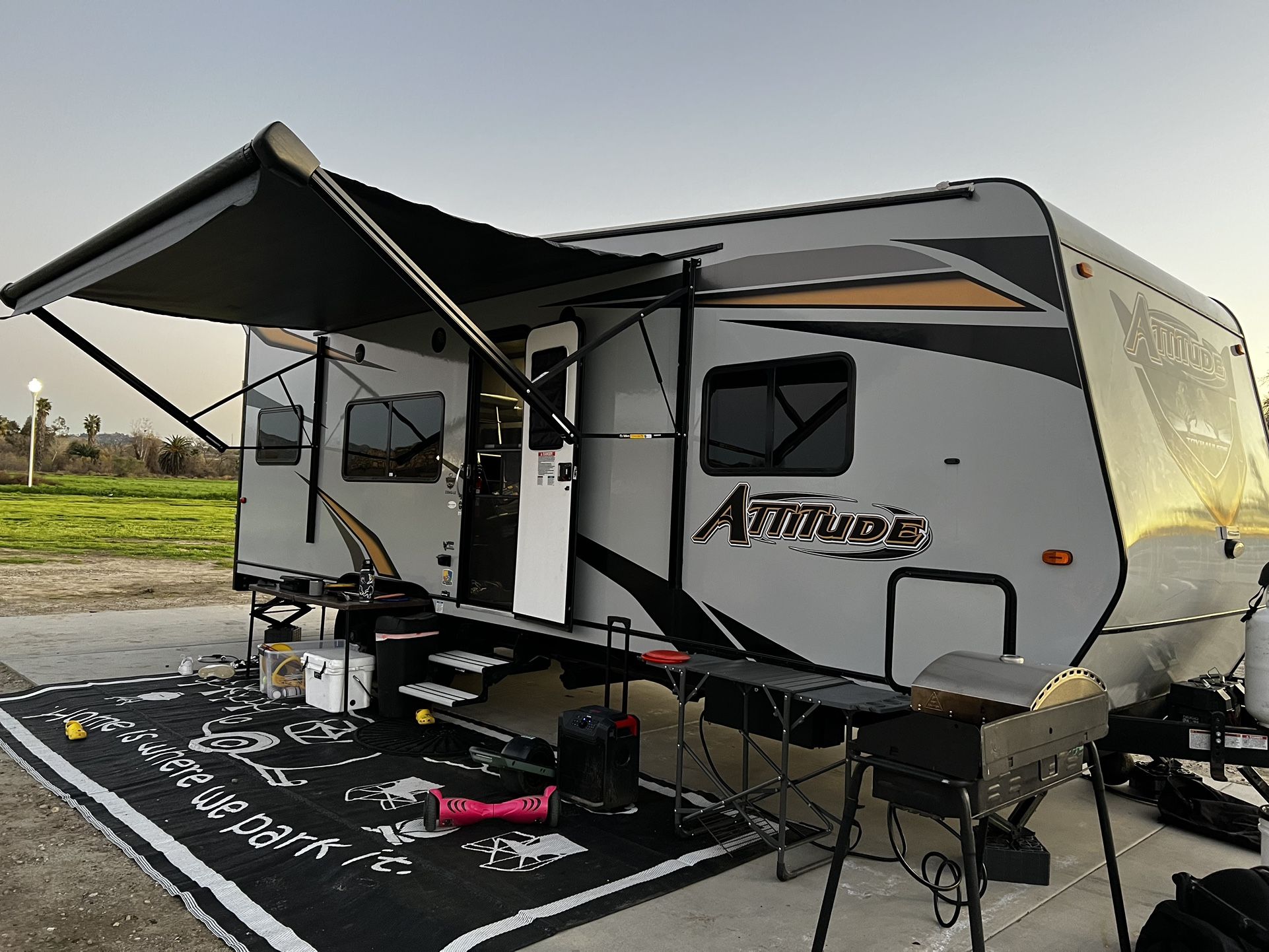 2021 Attitude Toy Hauler 23SAG-LE