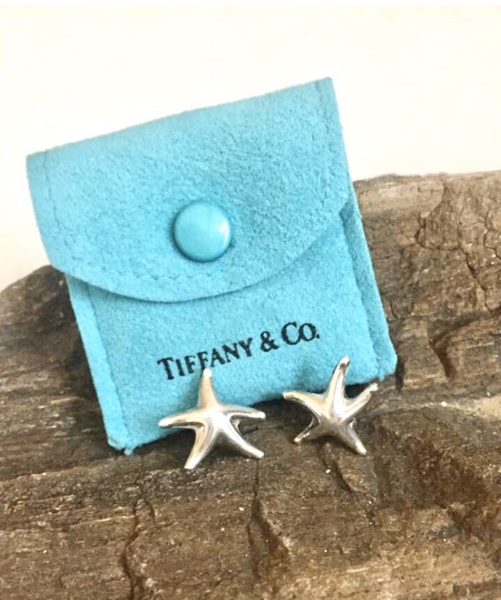 Tiffany & Co Elsa Peretti Darling Sterling Silver Star Fish Earrings and Pouch retail 400 Please ask any questions 100% authentic or your money back