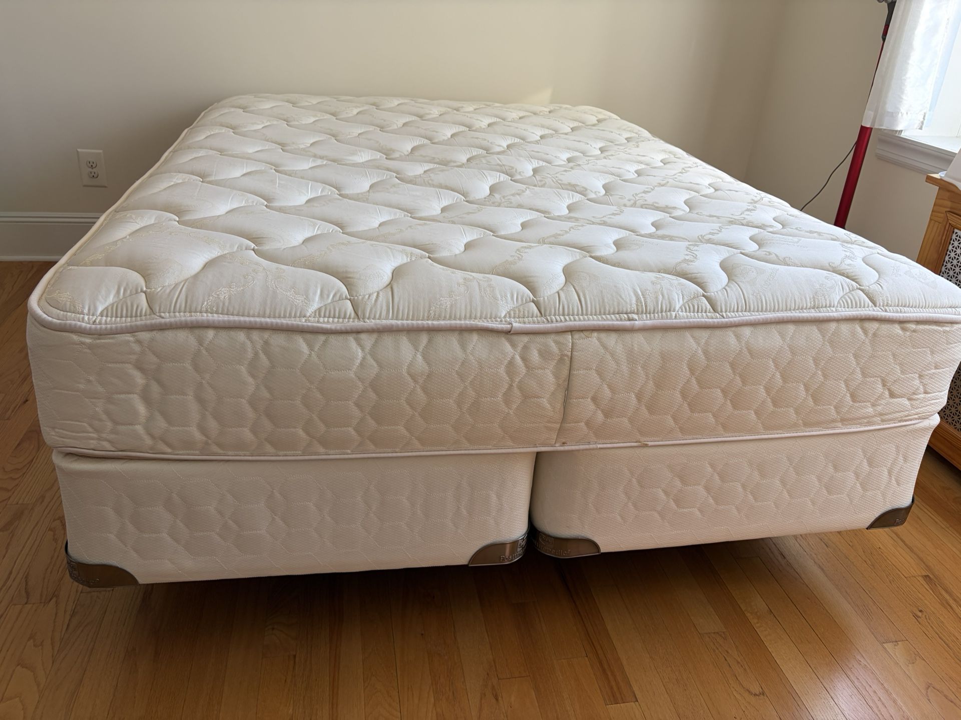 Sealy Posturepedic Mattress Set