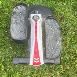 Sit down Elliptical/stepper Exercise Machine 