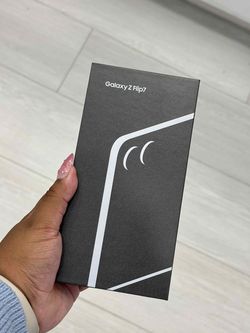🔥 Samsung Galaxy Z Flip7 (Brand New) – Starting at $899 or Just $1 to Grab It Today! Best Flip Deal of the Year + Full 1-Year Warranty