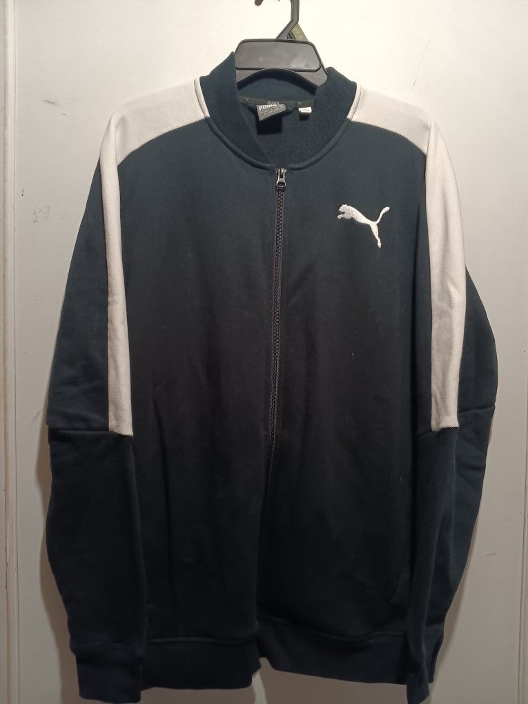 Puma Sweater Size L