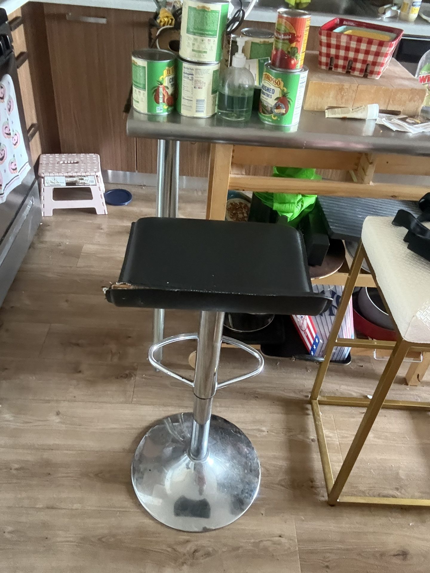 3 Bar Stools