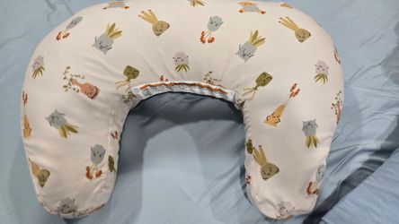 Boppy pillow