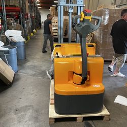 Counterbalanced Electric Stacker Forklift 1200lbs 118" High
