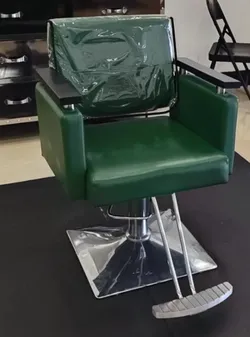 Professional Salon Styling Chair – Hydraulic