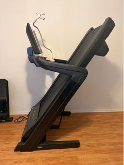 NordicTrack  treadmill Commercial 1750