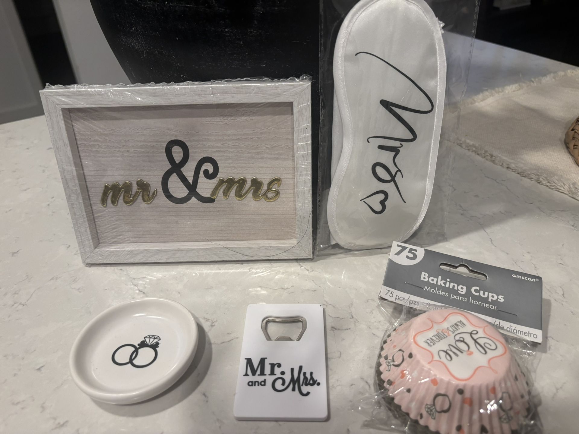 Wedding Gift Items π
