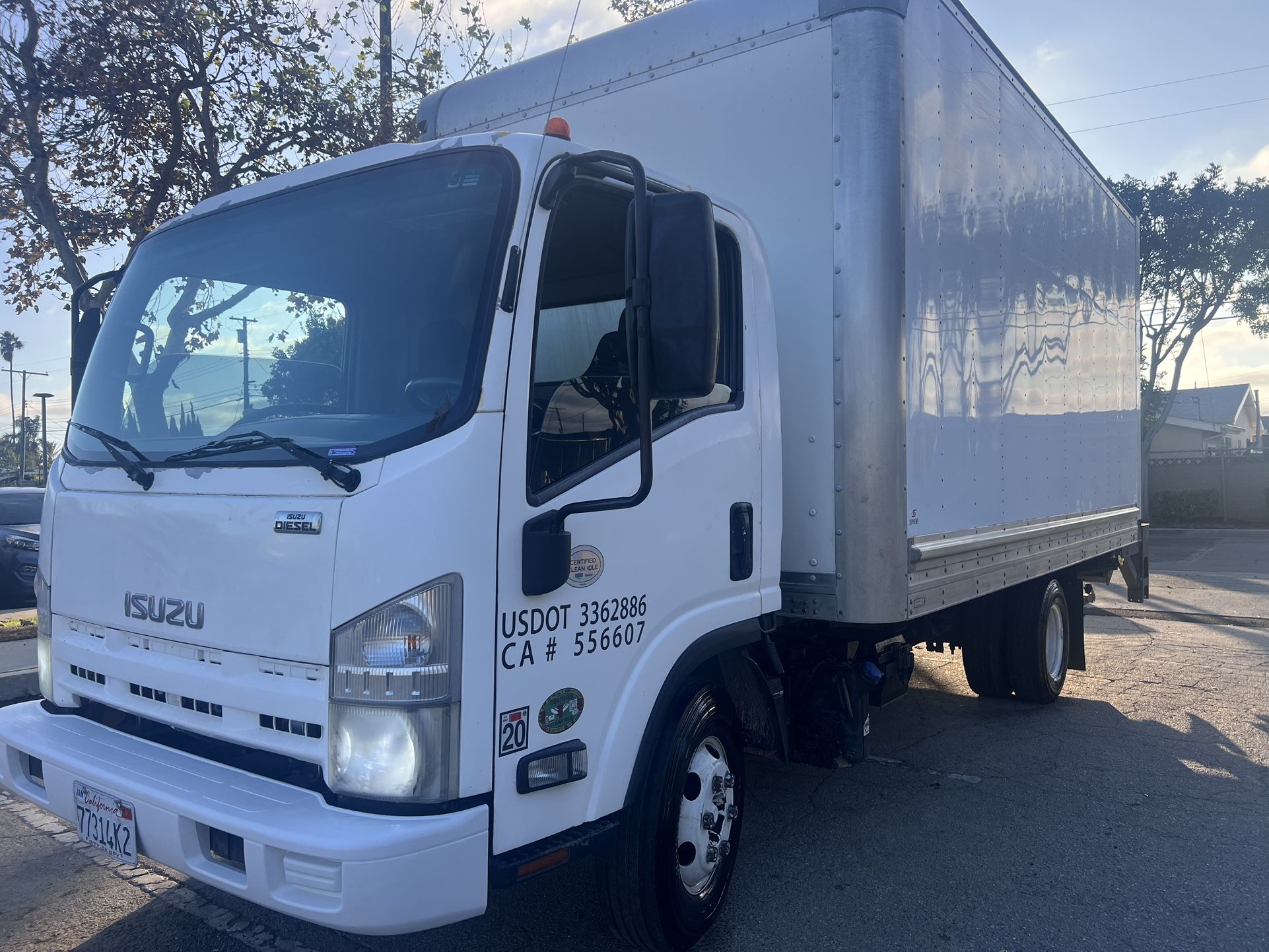 2013 Isuzu NPR 16 Ft Box