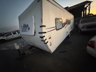 2001 travel trailer