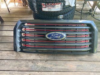 FORD F150 Grille