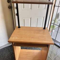 Mobile Computer Desk