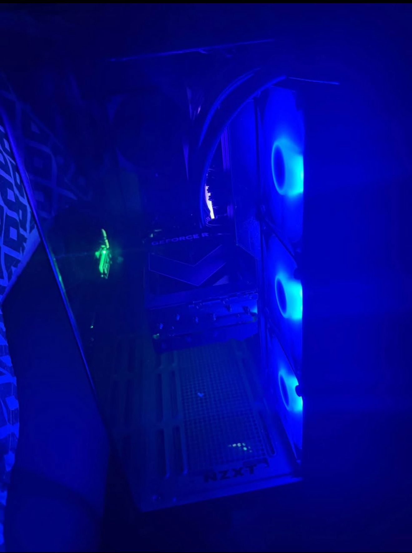AMAZING GAMING/SCHOOL PC