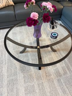 Indoor/outdoor coffee table