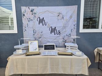 Backdrop Mr & Mrs Fabric 