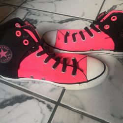 Converse Shoes Size 5