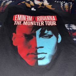 EMINEM X RIHANNA TOUR SHIRT 