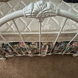 French Headboard & Footboard with frame full/queen beautiful cream white enamel finish. Lovely princess room formal look 