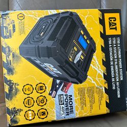 CAT Battery Charging Station ***NEW