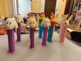 Vintage Easter PEZ Dispensers | Lot of 10