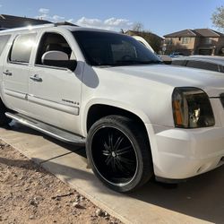 2008 GMC Yukon XL Denali