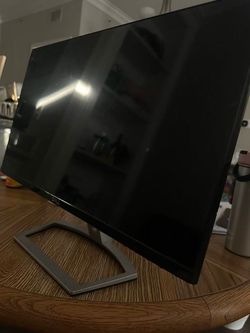 Dell 22” 1080p IPS Monitor, Built-in Speakers