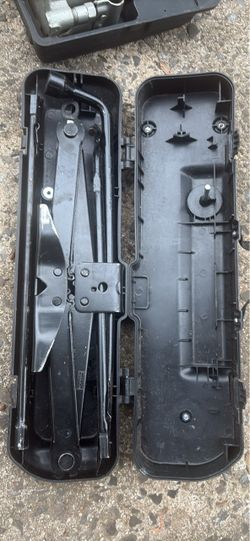 Tire jack
