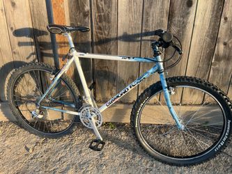 Diamond back apex tall mountain bike