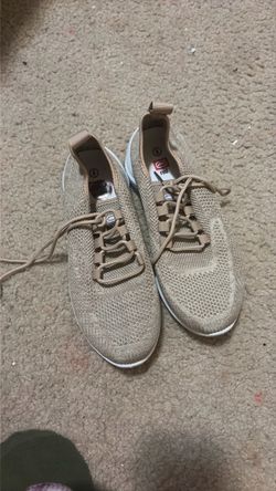 Tan Knit Low-Top Sneakers