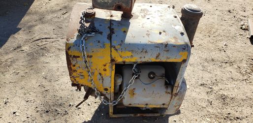 Engine Wisconsin v4 with gear box