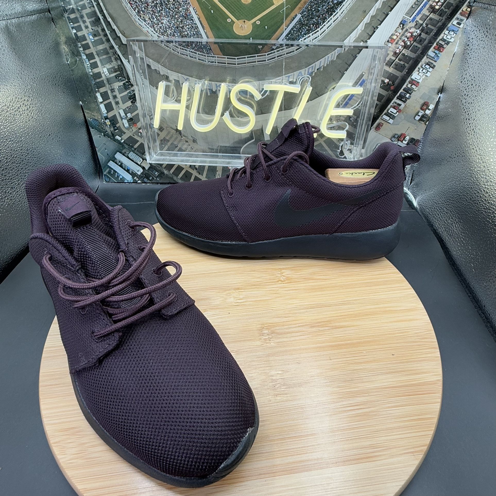 Nike Roshe One ‘Port Wine’ Men’s Sz 8