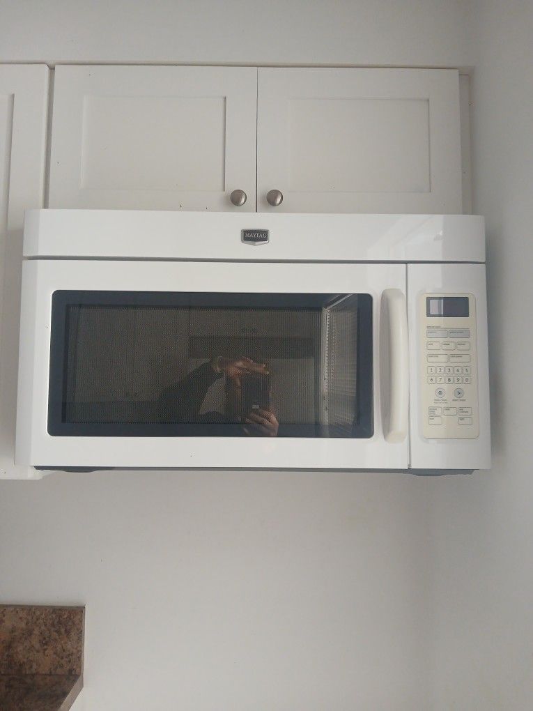 Microwave, Maytag, White