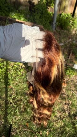 26ā Honey Blonde Highlight Body Wave Human Hair Wig ā 13x4 HD Lace