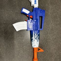 🎮 Nerf Fortnite Electric Blaster (Motorized) + Magazine