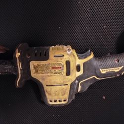 DeWalt DCS 396 20Volt Reciprocating Saw 