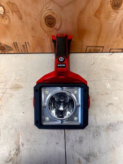 Milwaukee M18 Spotlight