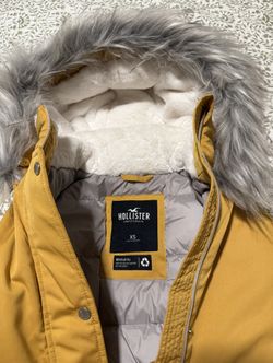 FAUX FUR-LINED PARKA