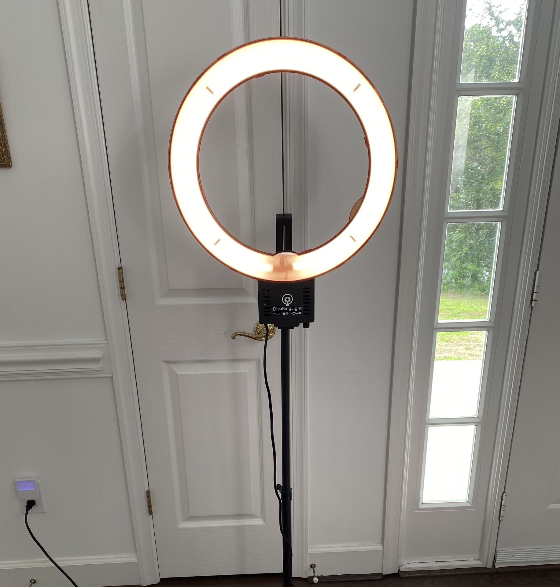 DivaRingLight Super Nova Pro Studio Lighting 18” with Stand (22-42”) 5400K