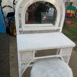 A Beautiful White Vanity , With A Beautiful White Ottoman (No Draw)  (30” Long X 15” Wide X 30” High From Floor To Seat X 54” From Floor To top)