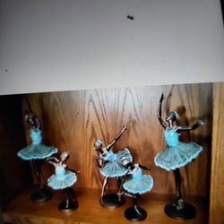 Ballerina statues perfect different sizes ninety dollars