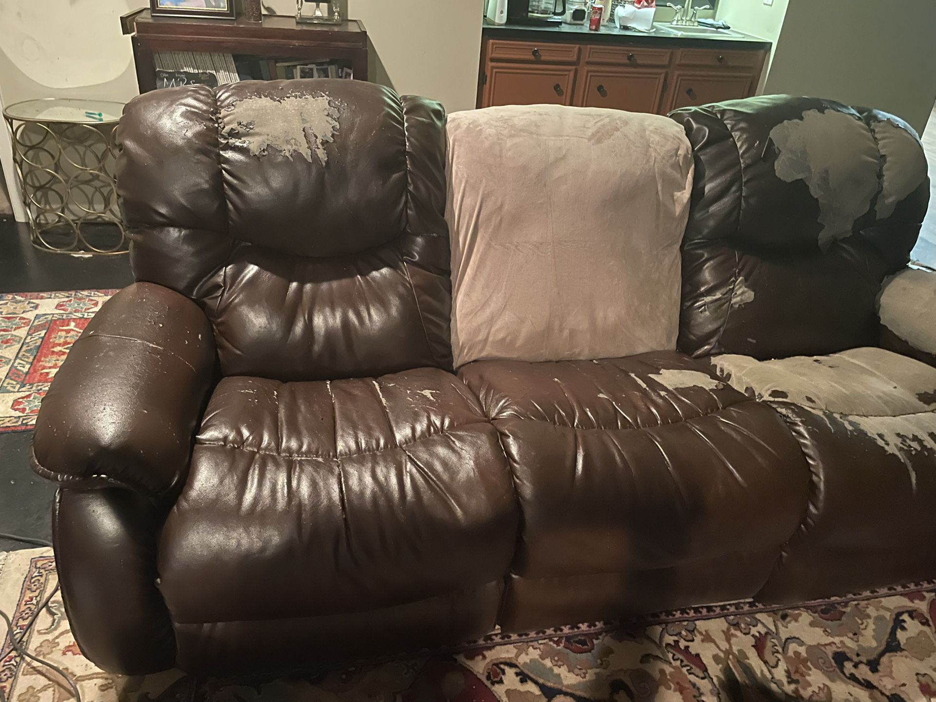 3 Seater Reclining Sofa With New Luxury Cover (EX. Middle Top Coushin) $180 OBO