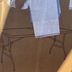 5 Ft White Folding Table 