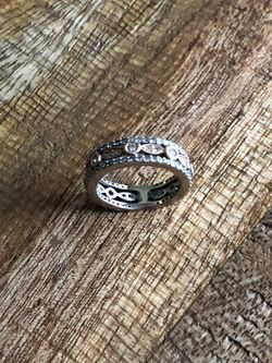 Infinity wedding band