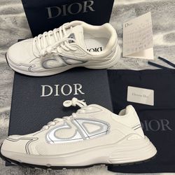 DIOR B30 NEW DESIGNER TRACK RUNNERS SHOES SNEAKERS MEN STYLE• SIZE 43 And   42 EUROPE . 9.5 and 8.5 ⭐️⭐️⭐️⭐️⭐️